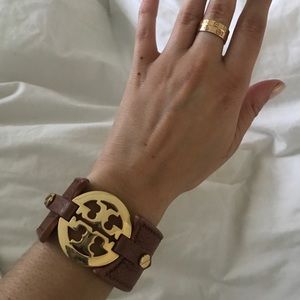 TORY BURCH LOGO DOUBLE SNAP LEATHER CUFF BRACELET